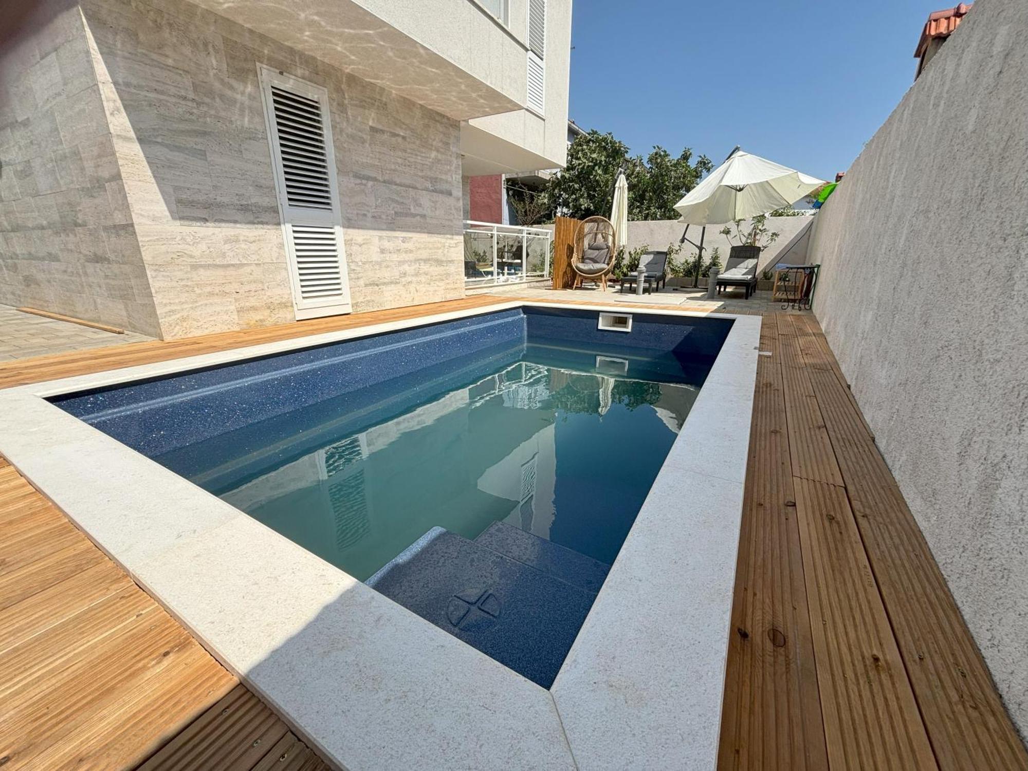 Vila Regina Apartment Regina With Swimming Pool Йезера Екстериор снимка
