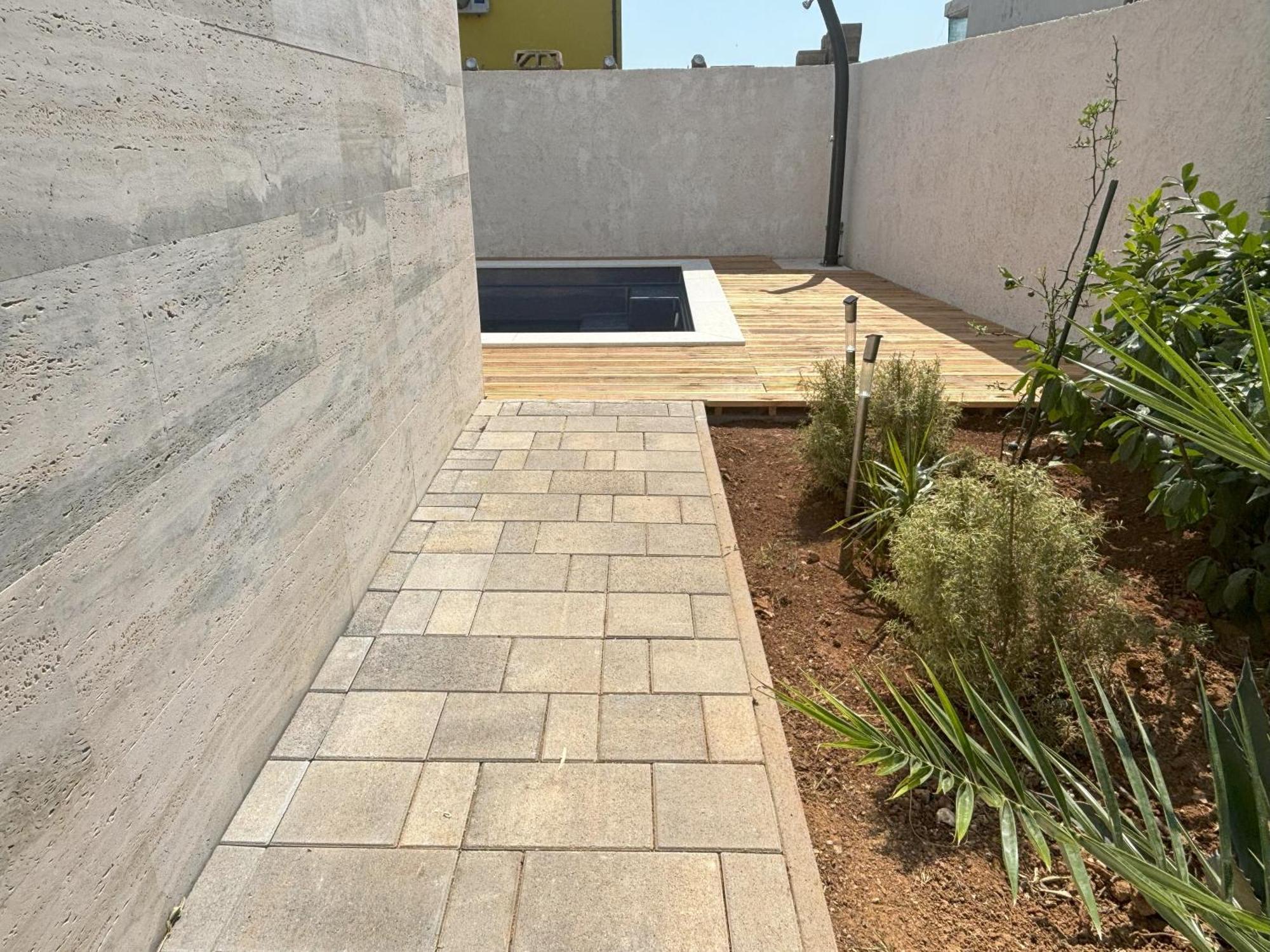 Vila Regina Apartment Regina With Swimming Pool Йезера Екстериор снимка